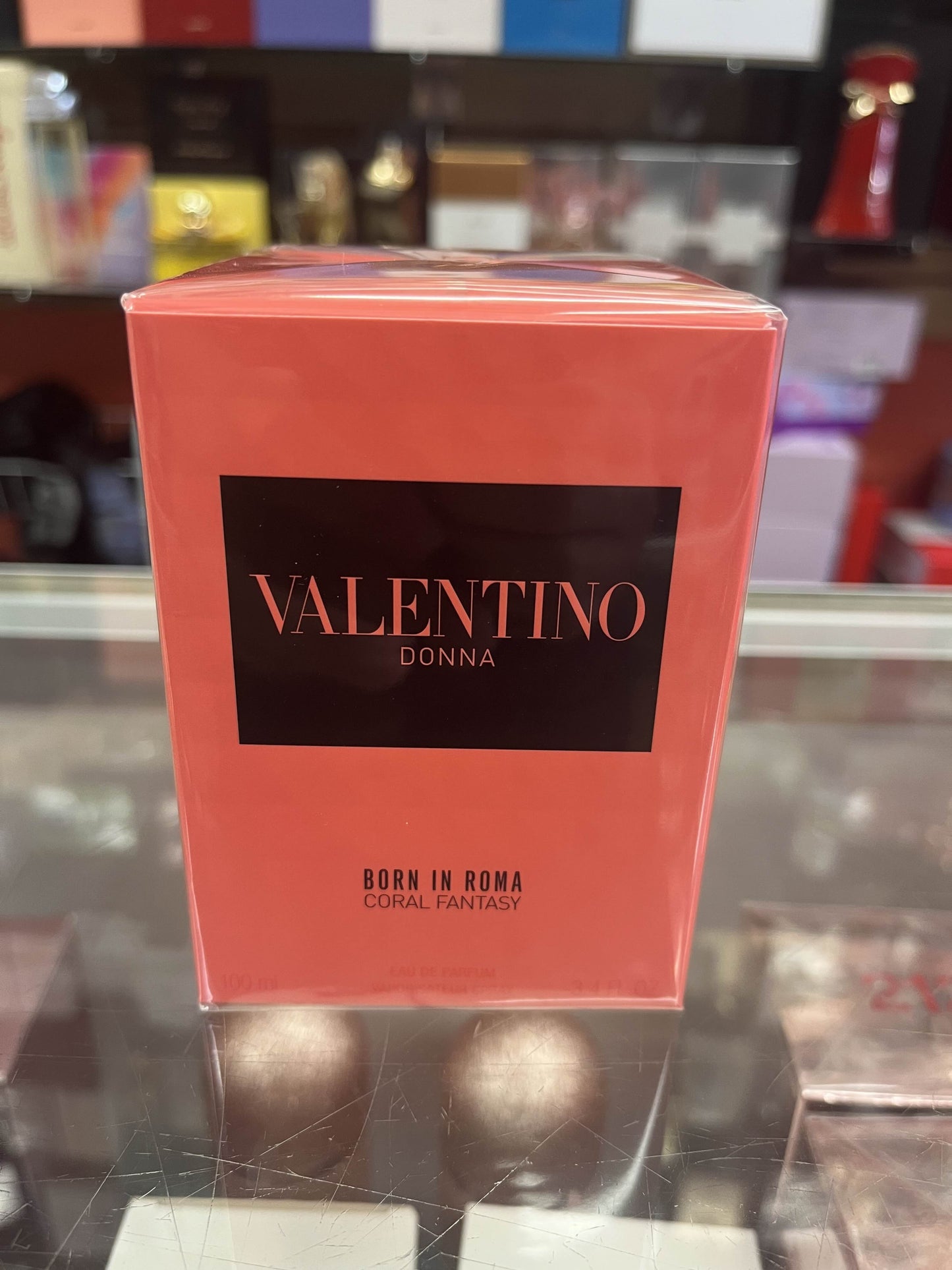 Valentino Donna nacida en Roma Coral Fantasy Eau de Parfum 3.4 oz