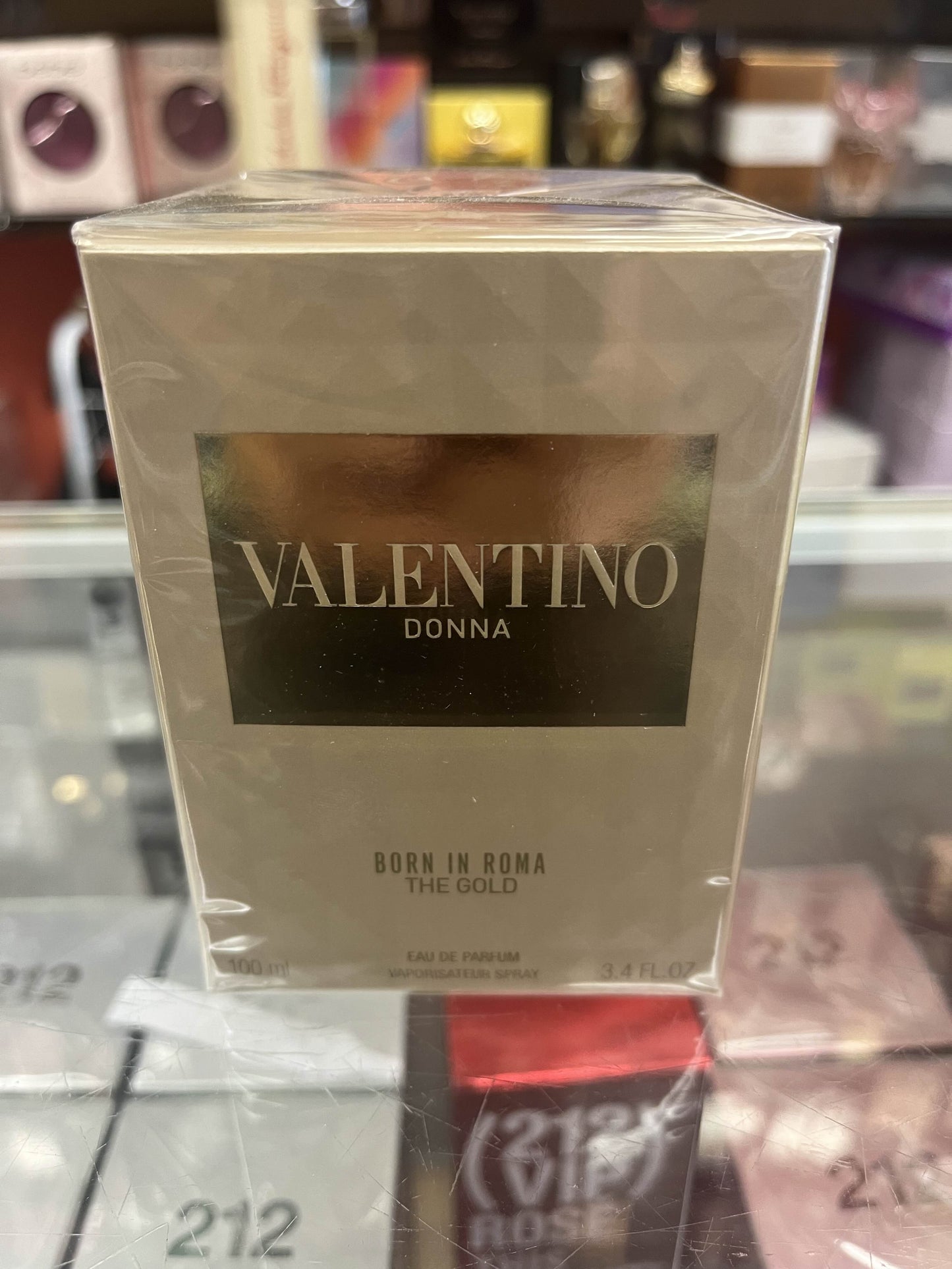 Valentino Donna Nacido En Roma Oro Eau de Parfum 3.4 oz