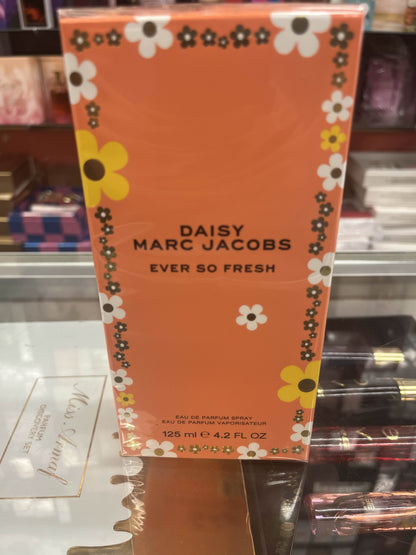 Marc Jacobs Ever So Fresh Eau de Parfum 4.2 oz